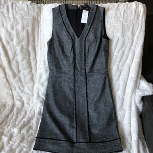 Banana Republic dress never worn